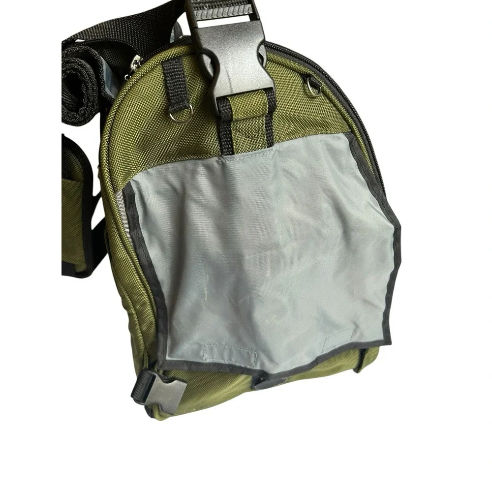 Celltei Pak-o-Bird Small Size Green/Black Backpack Carrier w/ Mesh Panels *READ*
